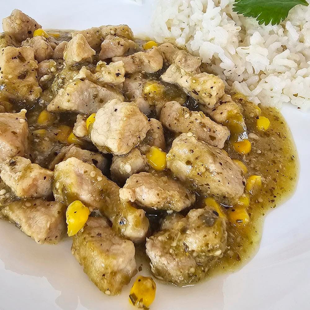 Puerco en Salsa Verde prepared dish